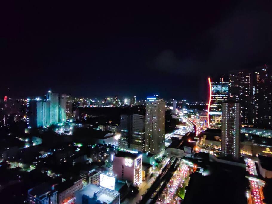 1br Unit Condotel W Balcony Fame Residences -fm13 * Manila