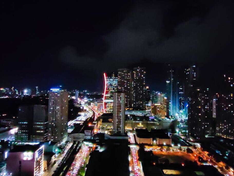 Apartment 1br Unit Condotel W Balcony Fame Residences -fm13 Manila