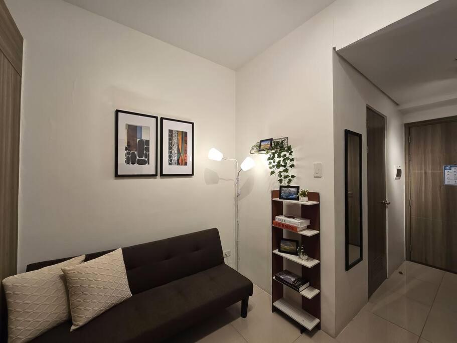 1br Unit Condotel W Balcony Fame Residences -fm13 *