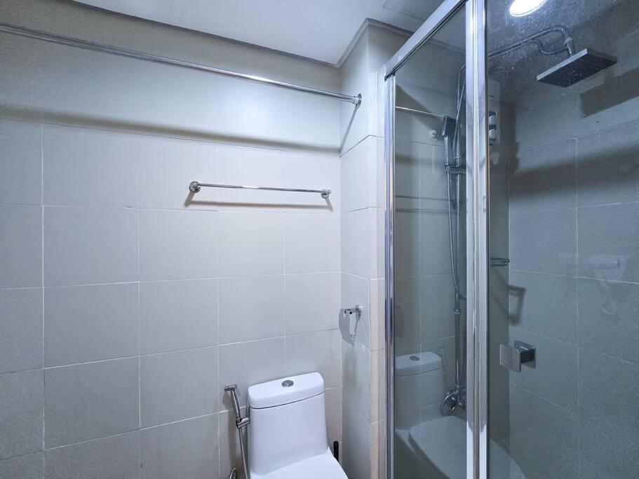 1br Unit Condotel W Balcony Fame Residences -fm13