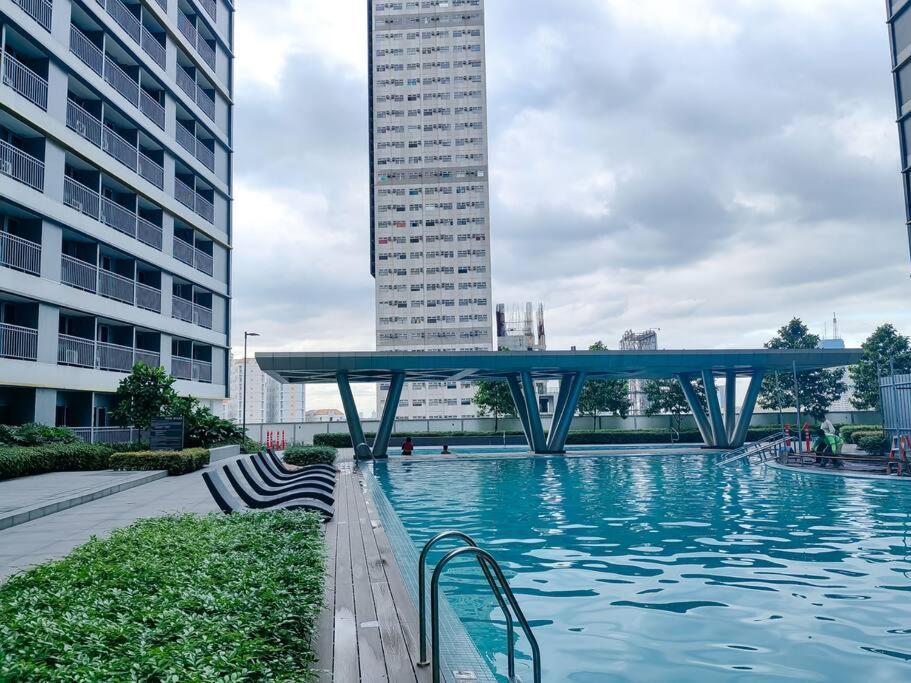 1br Unit Condotel W Balcony Fame Residences -fm13 Apartment